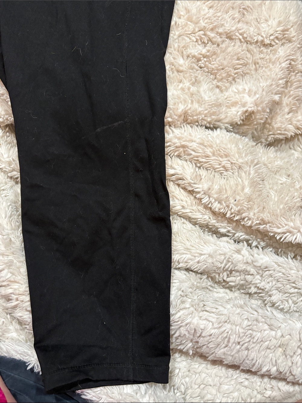 torrid Black Capri Leggings with Printed Waist Label - Picture 4 of 6